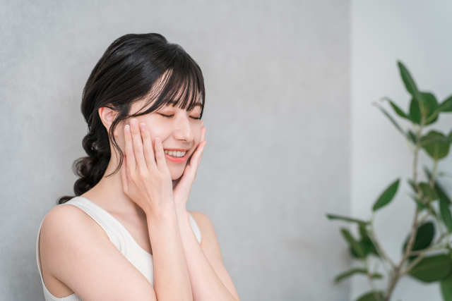 【医師解説】ジュベルックはなぜ毛穴とちりめんジワに効くのか？解剖学から紐解く自己コラーゲン増生の真実
